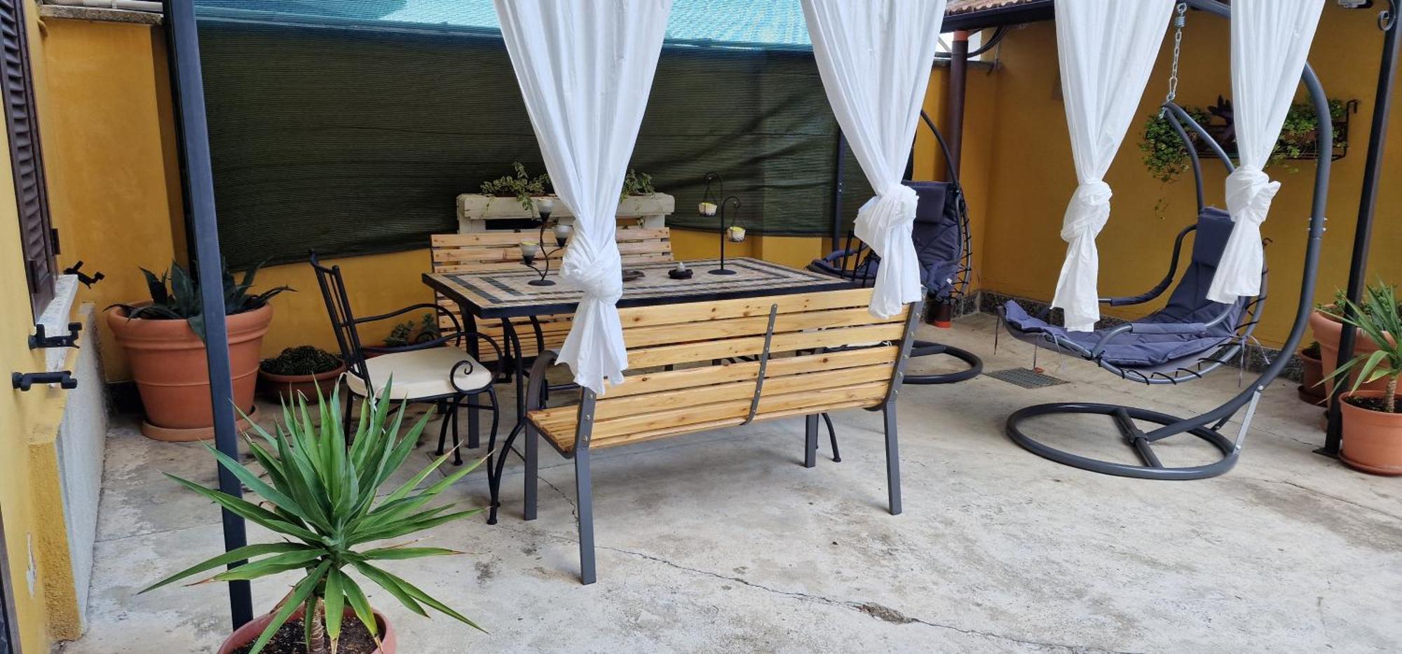 Casa Soggiorno Il Quetzales Valenza Exterior foto